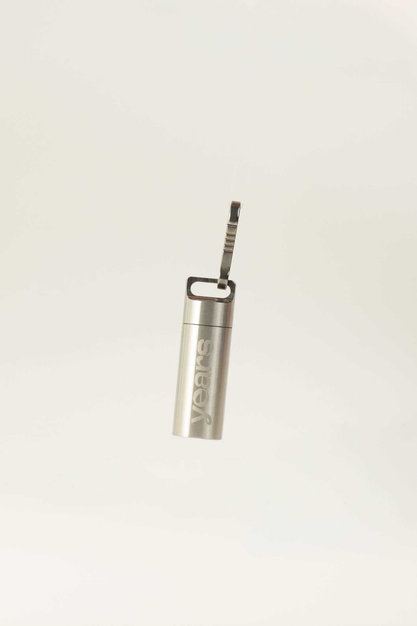tank with Ti clip